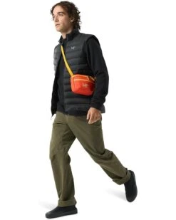 Arc'teryx Cerium Vest | Coats & Outerwear -Daily Wear Shop 61KAm9RPJKL. AC SR736920