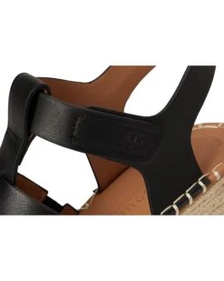 Gentle Souls by Kenneth Cole Capelin | Heels -Daily Wear Shop 71AZTo5CktL. AC SR736920