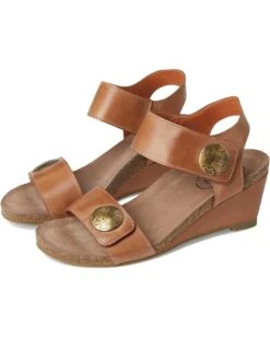 Taos Footwear Carousel 3 | Heels