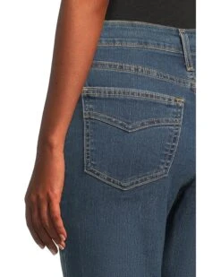 Levi's® Womens 725 Heritage Bootcut Zip | Jeans -Daily Wear Shop 81d8SmmipEL. AC SR736920