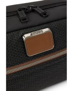 Tumi Response Travel Kit | Bag and Travel Accessories -Daily Wear Shop 81pwTy6tEbL. AC SR736920